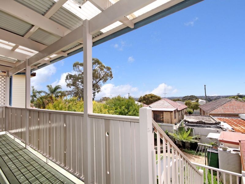 12 Milford Road, Peakhurst NSW 2210