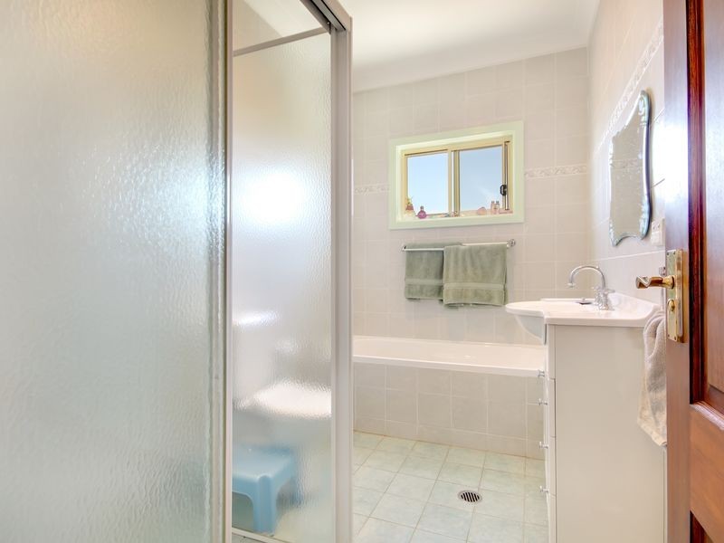 5 Barwon Road, Mortdale NSW 2223