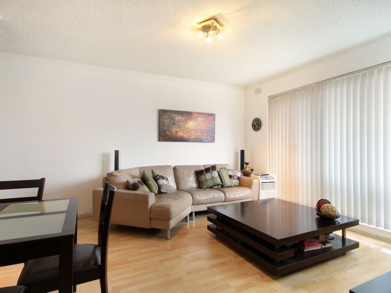 2/21 Romilly Street, Riverwood NSW 2210