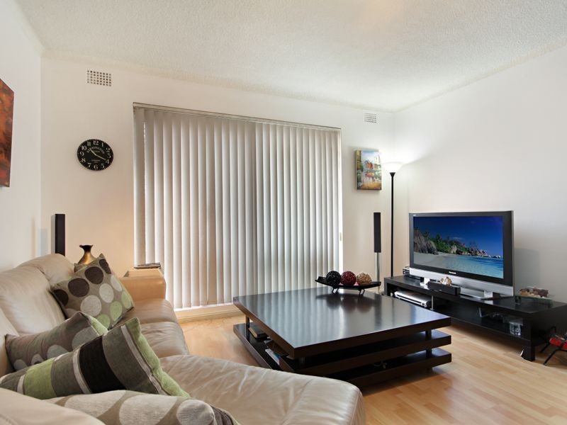 2/21 Romilly Street, Riverwood NSW 2210