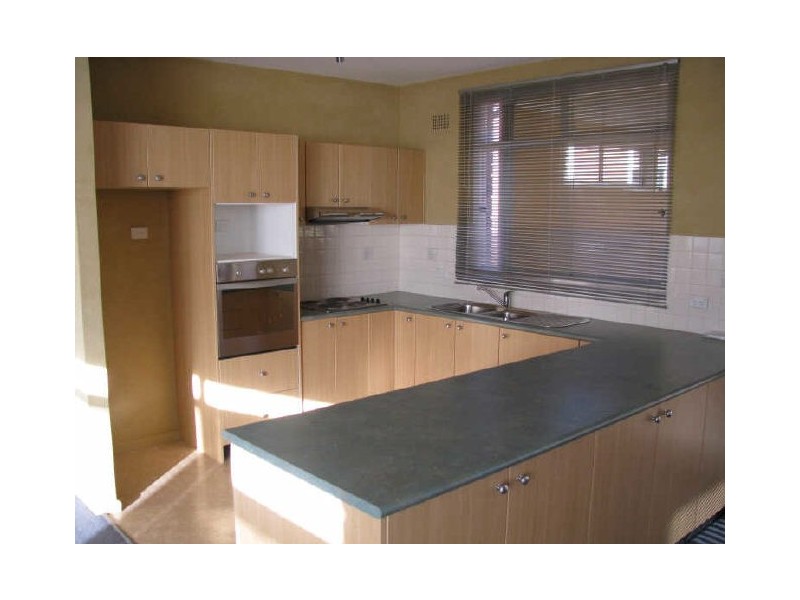 1/1 Lansdowne Parade, Oatley NSW 2223