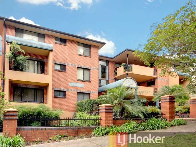11/72-76 Oxford Street, Mortdale NSW 2223
