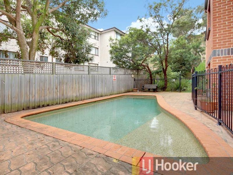 11/72-76 Oxford Street, Mortdale NSW 2223