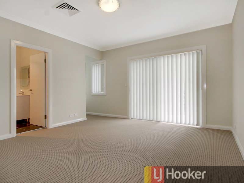 132 Boundary Road, Peakhurst NSW 2210