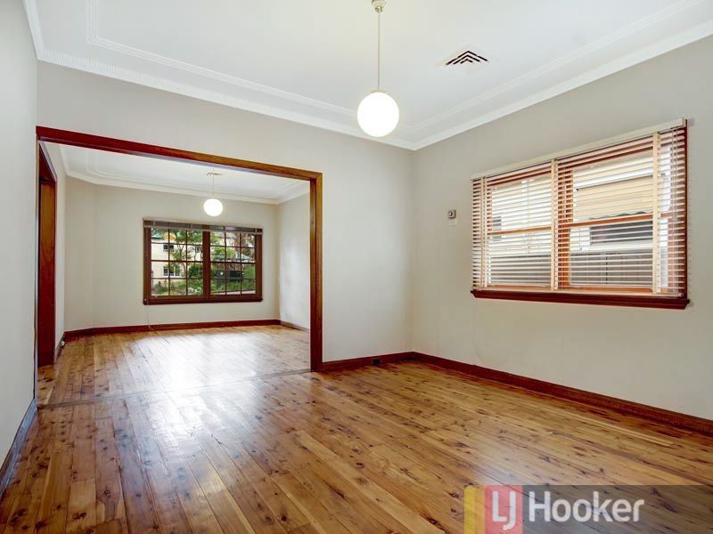 5 Trafalgar Street, Peakhurst NSW 2210