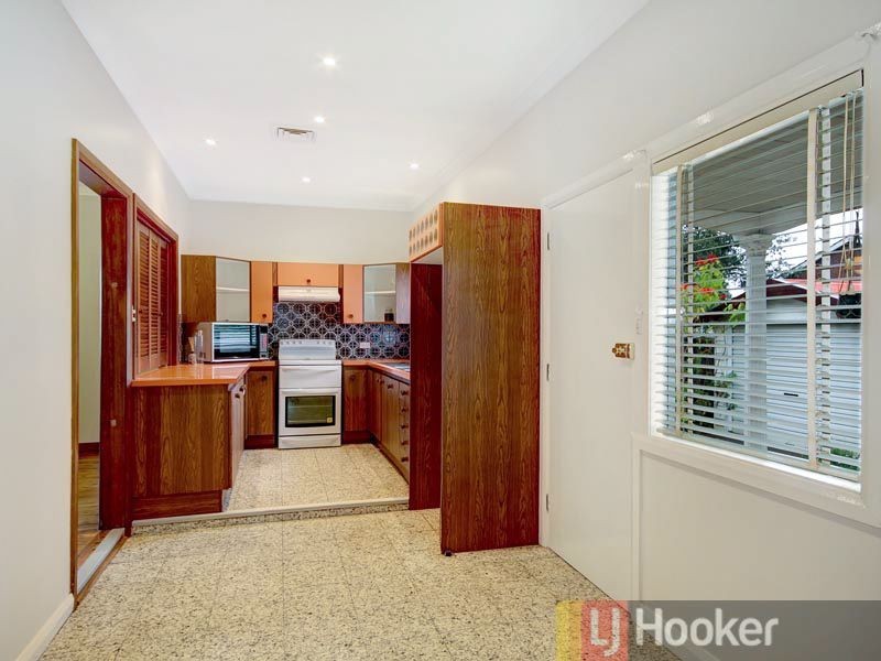 5 Trafalgar Street, Peakhurst NSW 2210