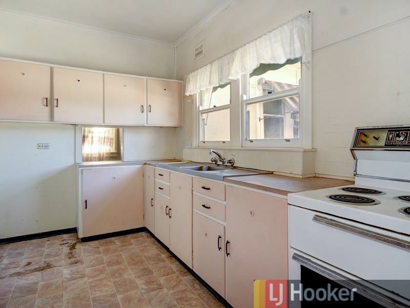 92 Balmoral Road, Mortdale NSW 2223