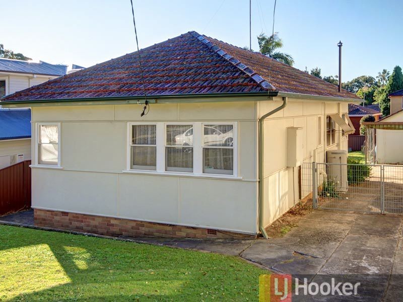 92 Balmoral Road, Mortdale NSW 2223
