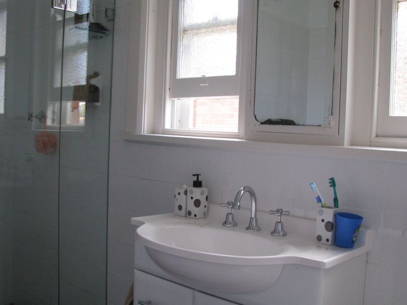 4 Rosemont Avenue, Mortdale NSW 2223