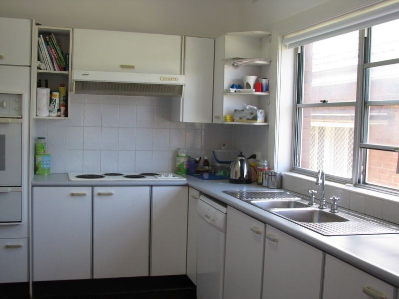 4 Rosemont Avenue, Mortdale NSW 2223