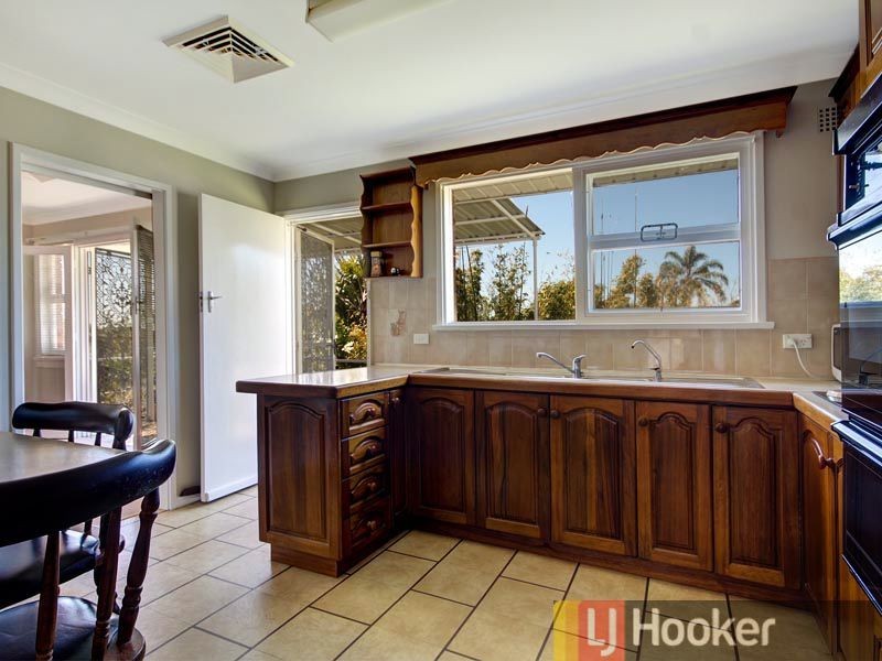 18 Illinga Place, Lugarno NSW 2210