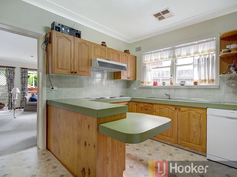 16 Parkview Avenue, Penshurst NSW 2222