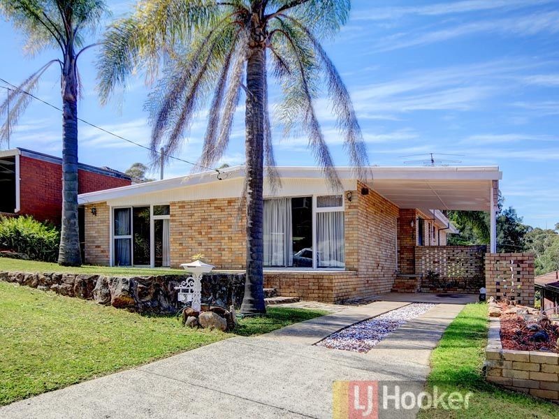 3 Loville Avenue, Peakhurst Heights NSW 2210