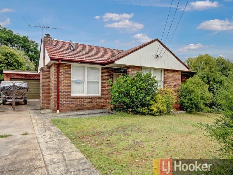 45 Jacques Avenue, Peakhurst NSW 2210