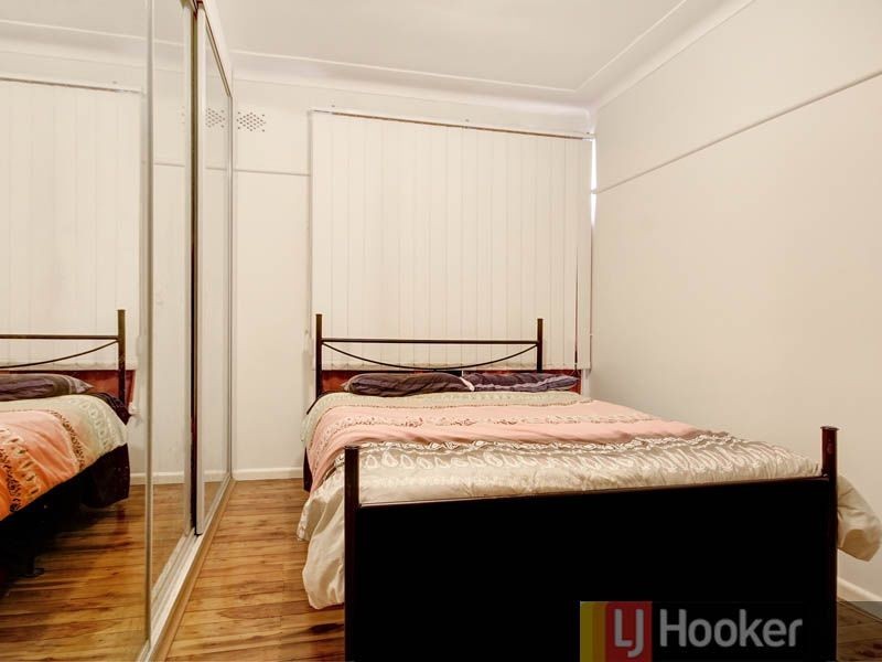 45 Jacques Avenue, Peakhurst NSW 2210