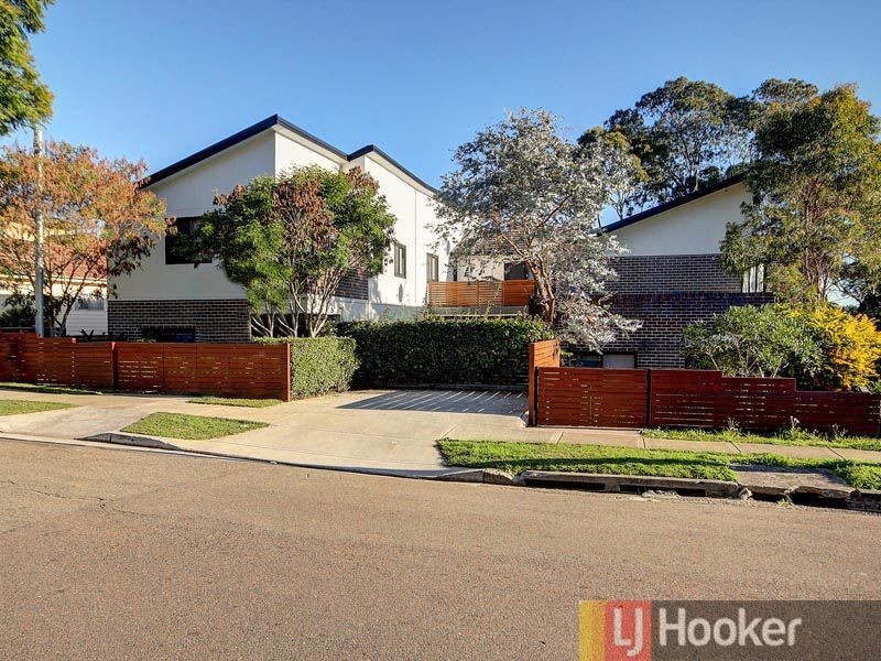 3/8 Collaroy Avenue, Peakhurst NSW 2210