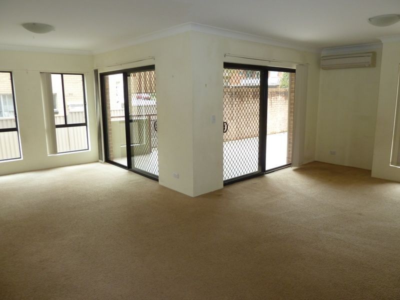 3/10-12 Martin Place, Mortdale NSW 2223