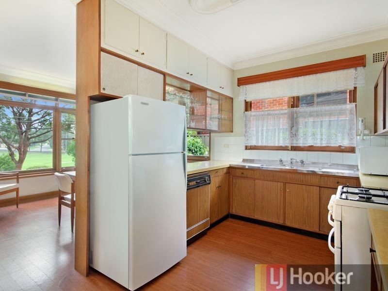 6 Parkview Avenue, Penshurst NSW 2222