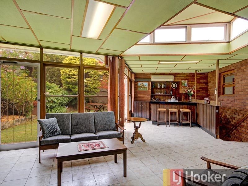 6 Parkview Avenue, Penshurst NSW 2222