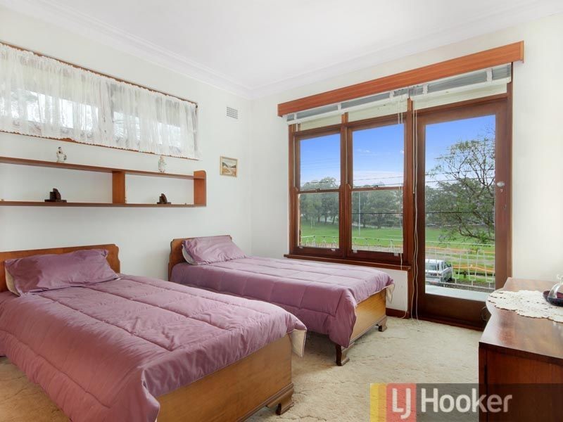 6 Parkview Avenue, Penshurst NSW 2222