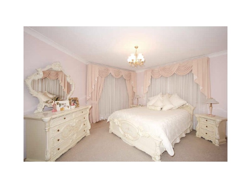2 Marlock Place, Alfords Point NSW 2234
