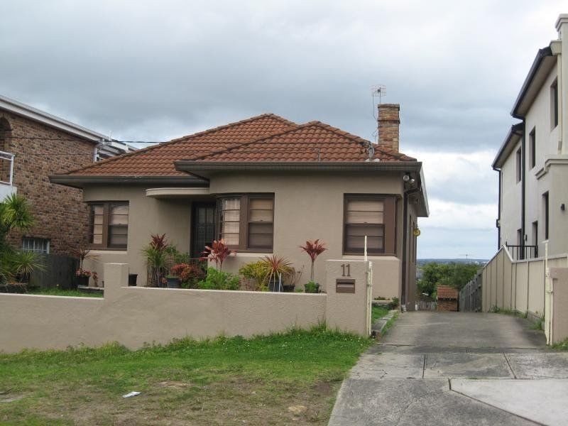 11 Hatfield Street, Blakehurst NSW 2221