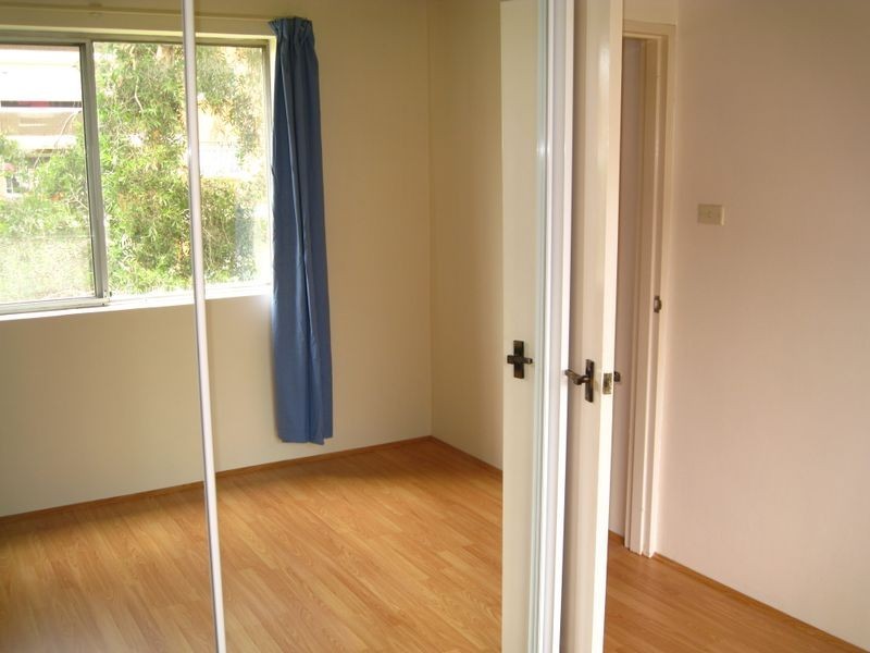 11/8 Drummond Street, Warwick Farm NSW 2170