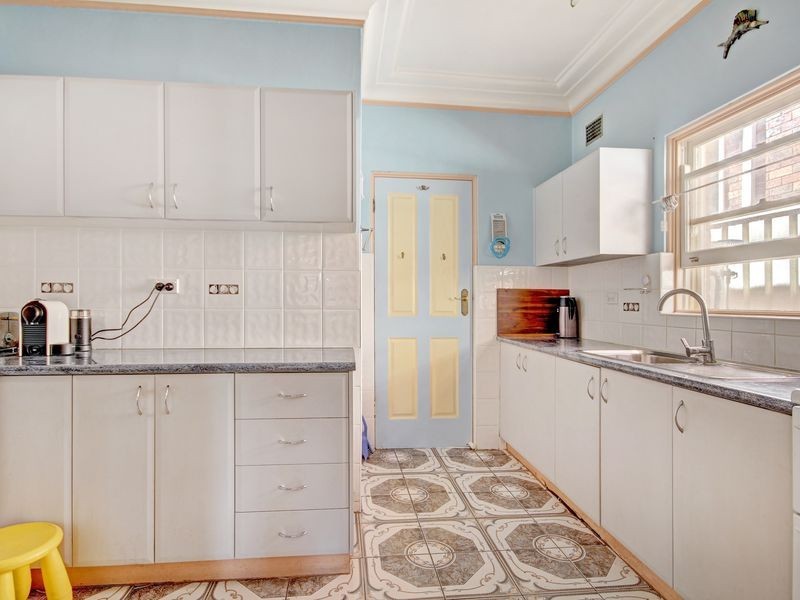 4 Boundary Road, Mortdale NSW 2223