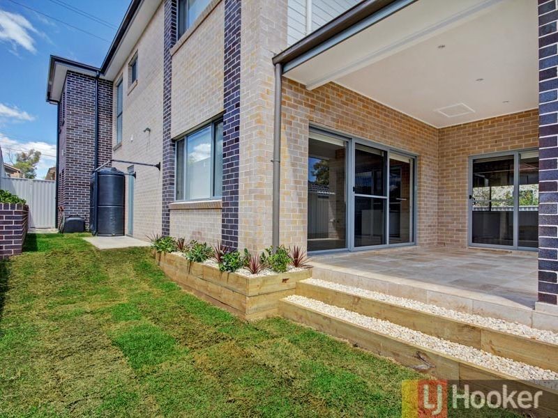 17 Mavis Avenue, Peakhurst NSW 2210