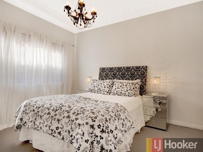 8 Broughton Street, Mortdale NSW 2223