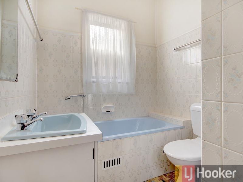 86 Lorraine Street, Peakhurst Heights NSW 2210