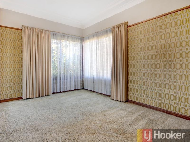 86 Lorraine Street, Peakhurst Heights NSW 2210