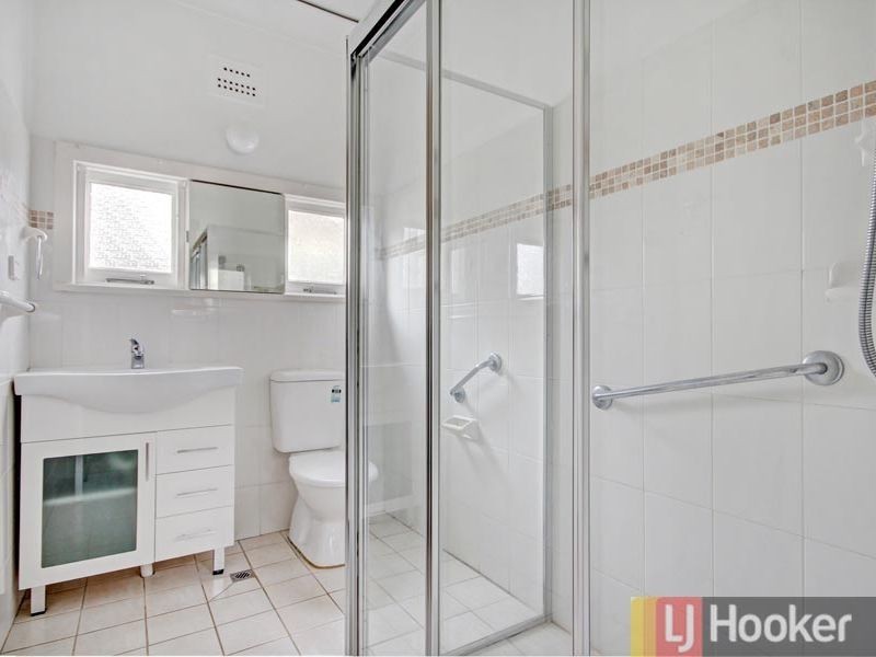 5 Greenlands Avenue, Peakhurst NSW 2210