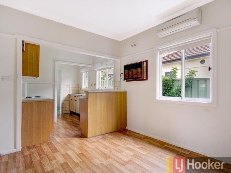 5 Greenlands Avenue, Peakhurst NSW 2210