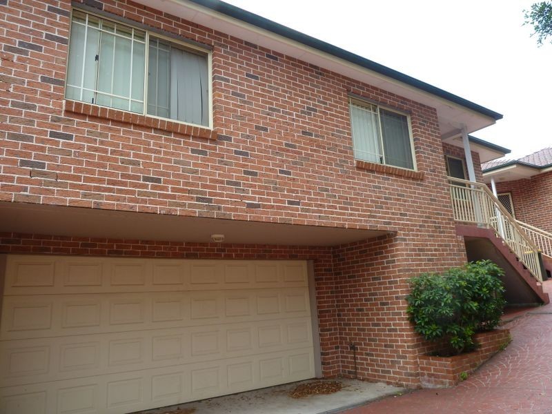 2/31 Gungah Bay Road, Oatley NSW 2223