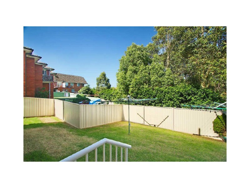 2/19 Parry Avenue, Narwee NSW 2209