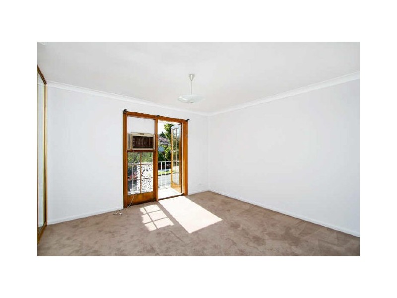 2/19 Parry Avenue, Narwee NSW 2209