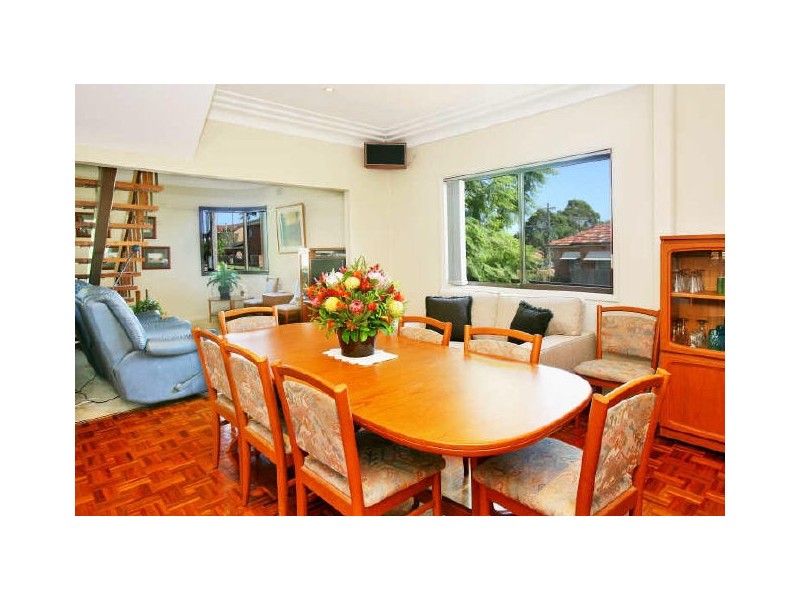 18 Mona Road, Riverwood NSW 2210