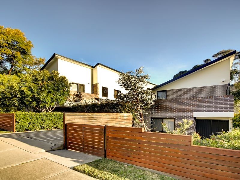 3/8 Collaroy Avenue, Peakhurst NSW 2210