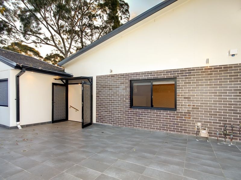 3/8 Collaroy Avenue, Peakhurst NSW 2210