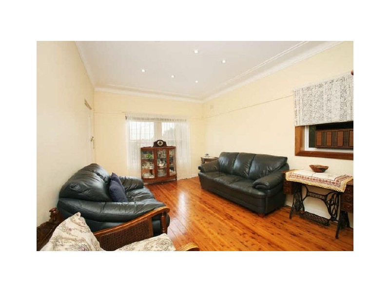 3 Charles Street, Riverwood NSW 2210