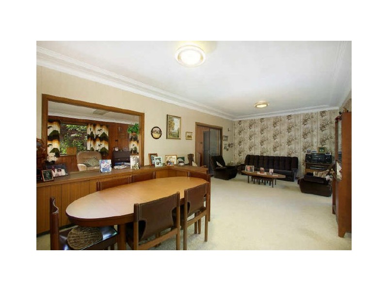 53 Clarke Street, Peakhurst NSW 2210