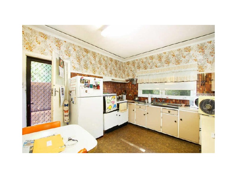 53 Clarke Street, Peakhurst NSW 2210