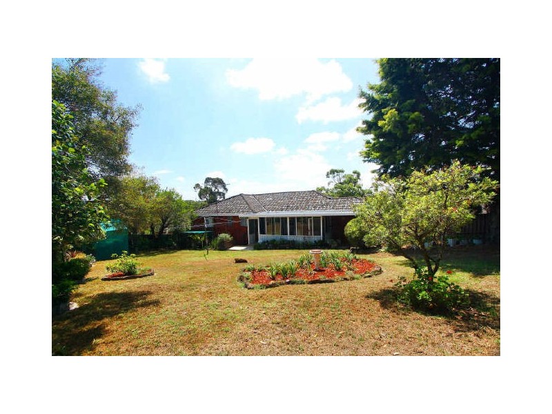 9 Fairway Avenue, Mortdale NSW 2223