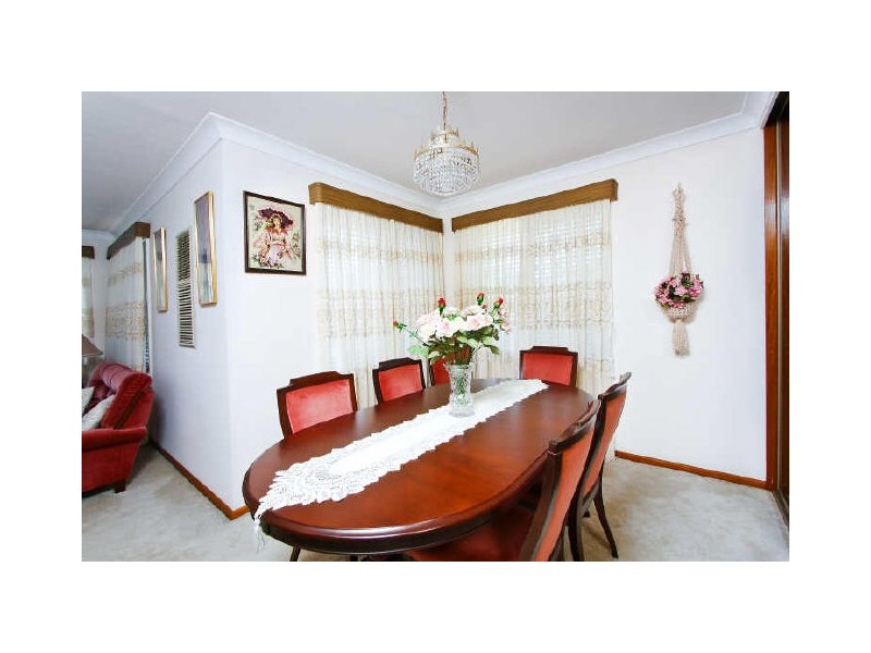 9 Fairway Avenue, Mortdale NSW 2223