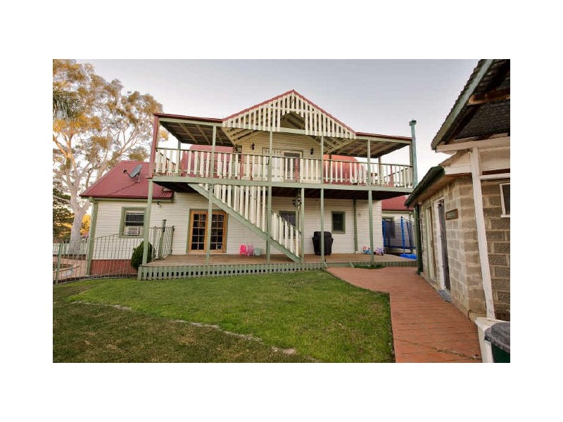 1 Kimbarra Avenue, Camden NSW 2570