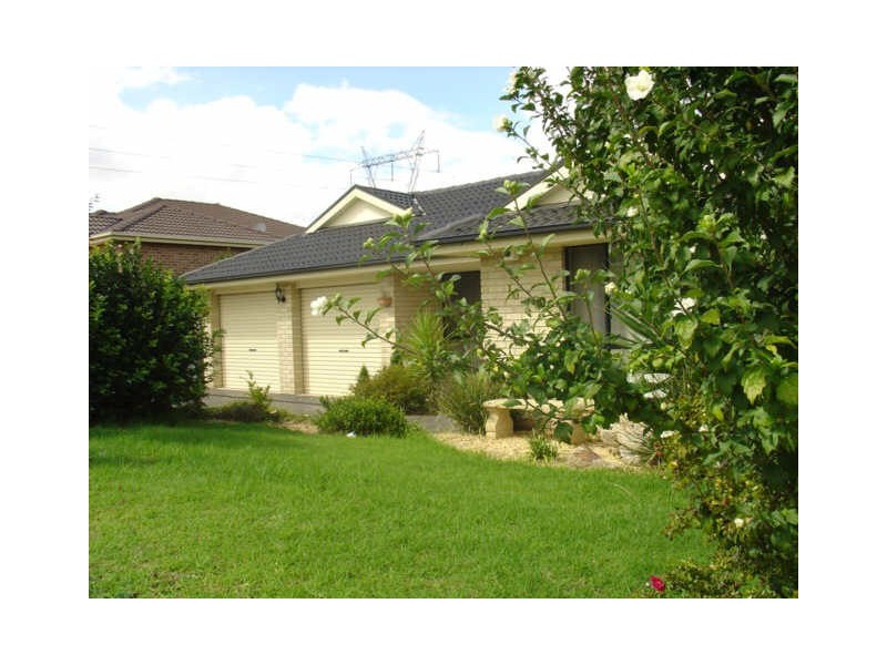 10 Saddle Close, Currans Hill NSW 2567