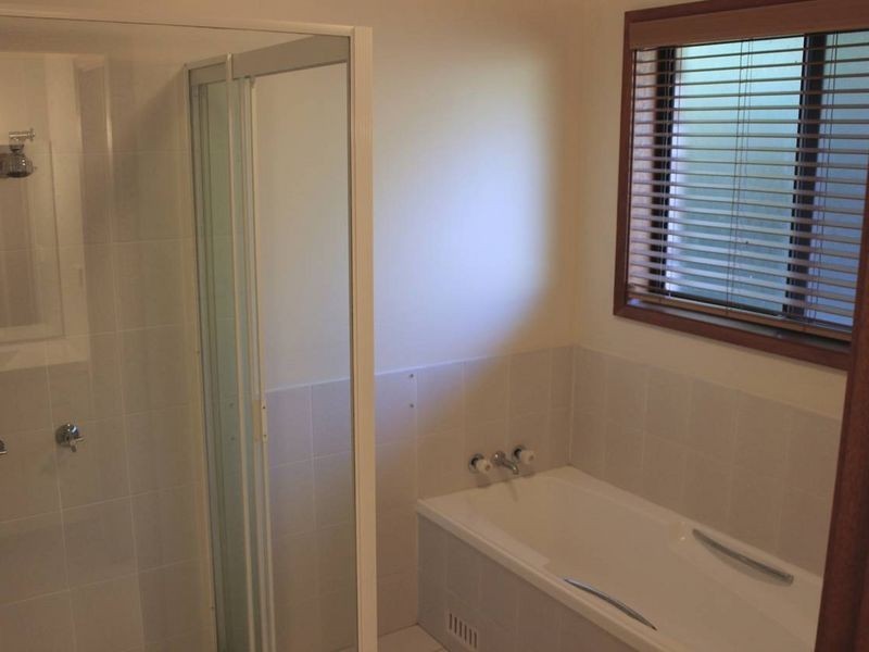 50 Coal Point Road, Coal Point NSW 2283