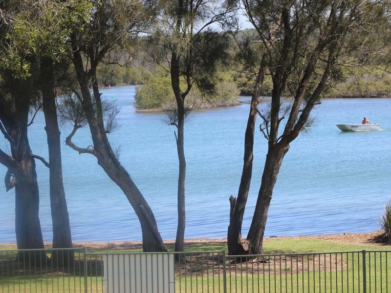 31 Margaret Street, Fennell Bay NSW 2283