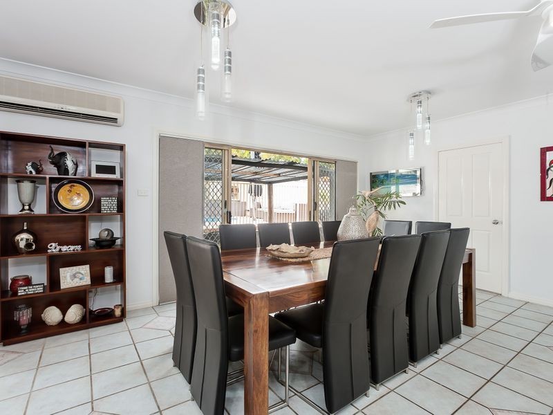 13 Haslemere Crescent, Buttaba NSW 2283